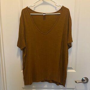 Women's Burnt Orange V-Neck Top